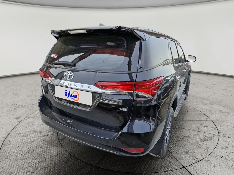 2023 Toyota Fortuner VX 