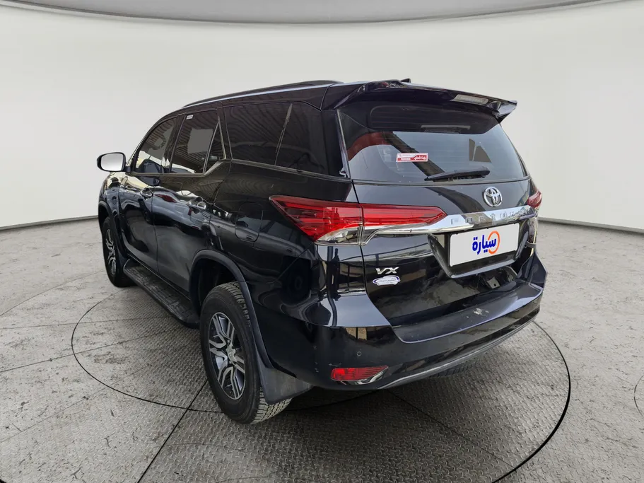 2023 Toyota Fortuner VX 
