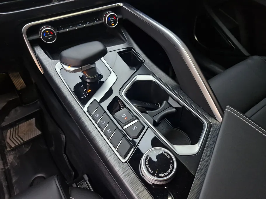 2023 Geely TUGELLA Luxury GL 