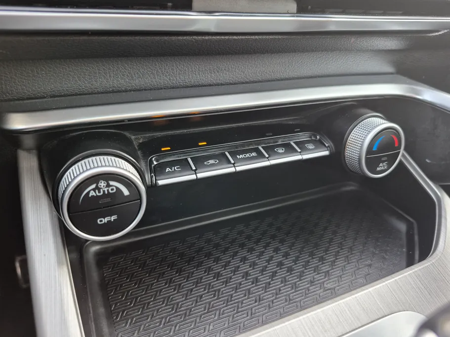 2022 Geely Coolray GF 