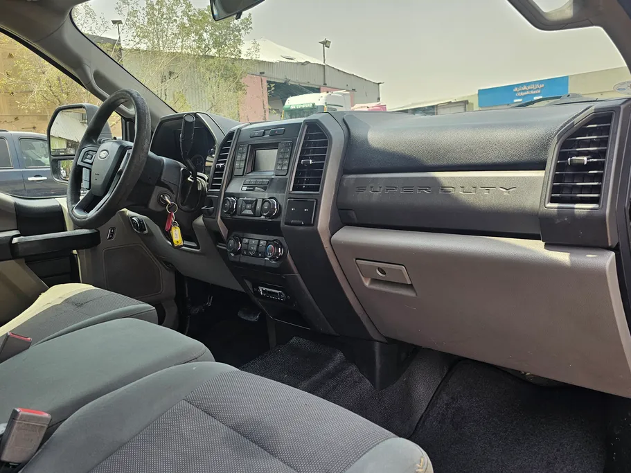 2019 Ford F350 XL 