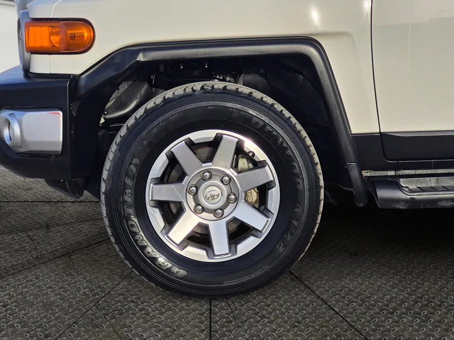 تويوتا اف جي FJ Cruiser 2023 