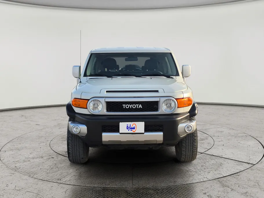 تويوتا اف جي FJ Cruiser 2023 