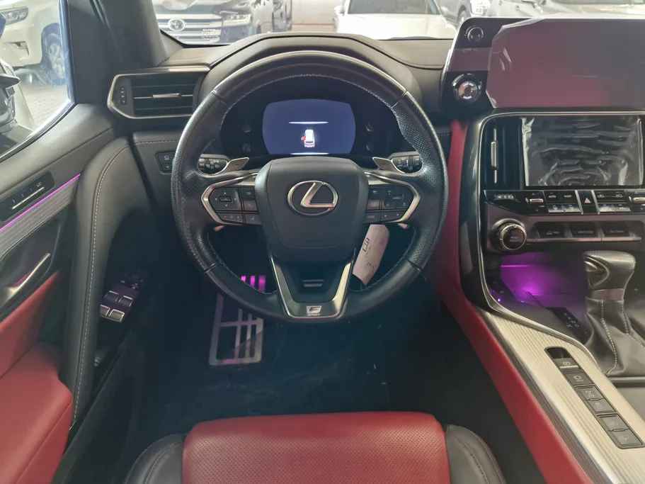 لكزس LX 600 2024 