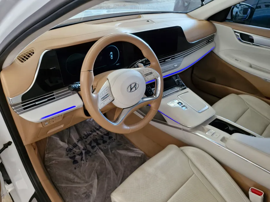 2020 Hyundai Grandeur  