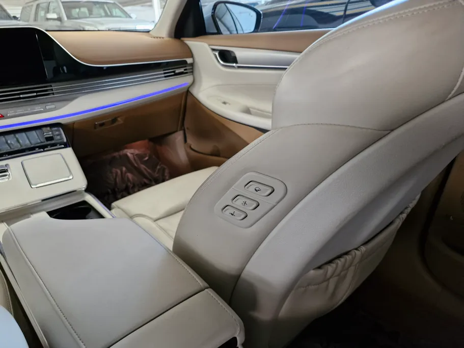 2020 Hyundai Grandeur  