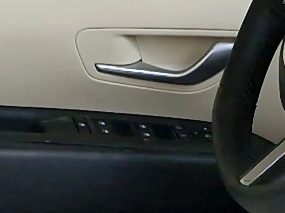 2025 Hyundai Tucson SMART (Two Tone) 