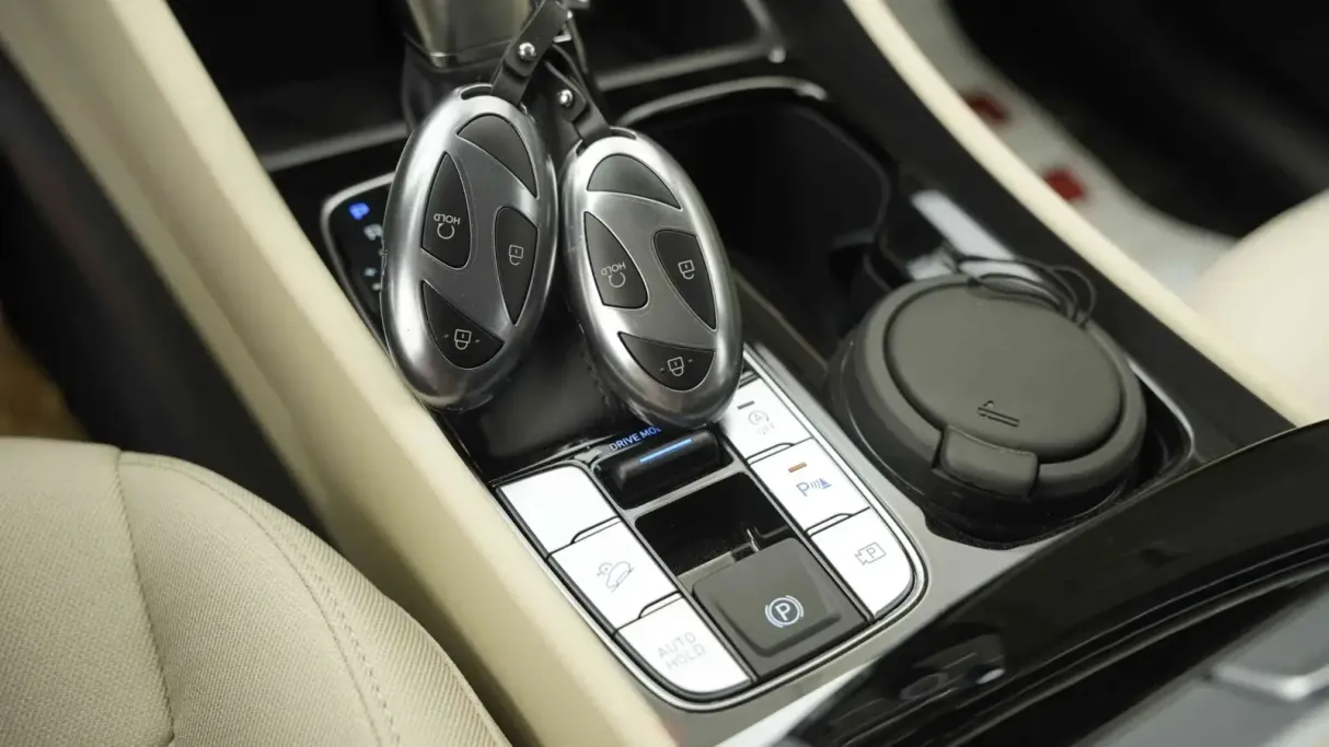 2025 Hyundai Tucson SMART (Two Tone) 