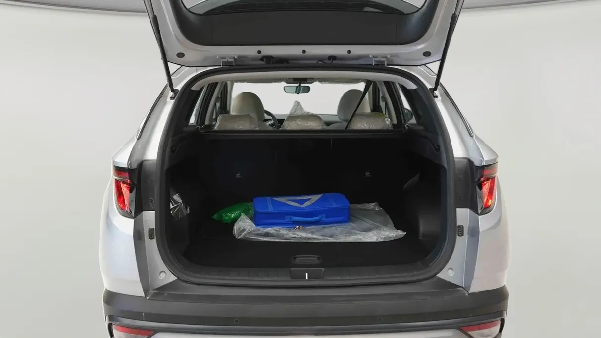 2025 Hyundai Tucson SMART (Two Tone) 