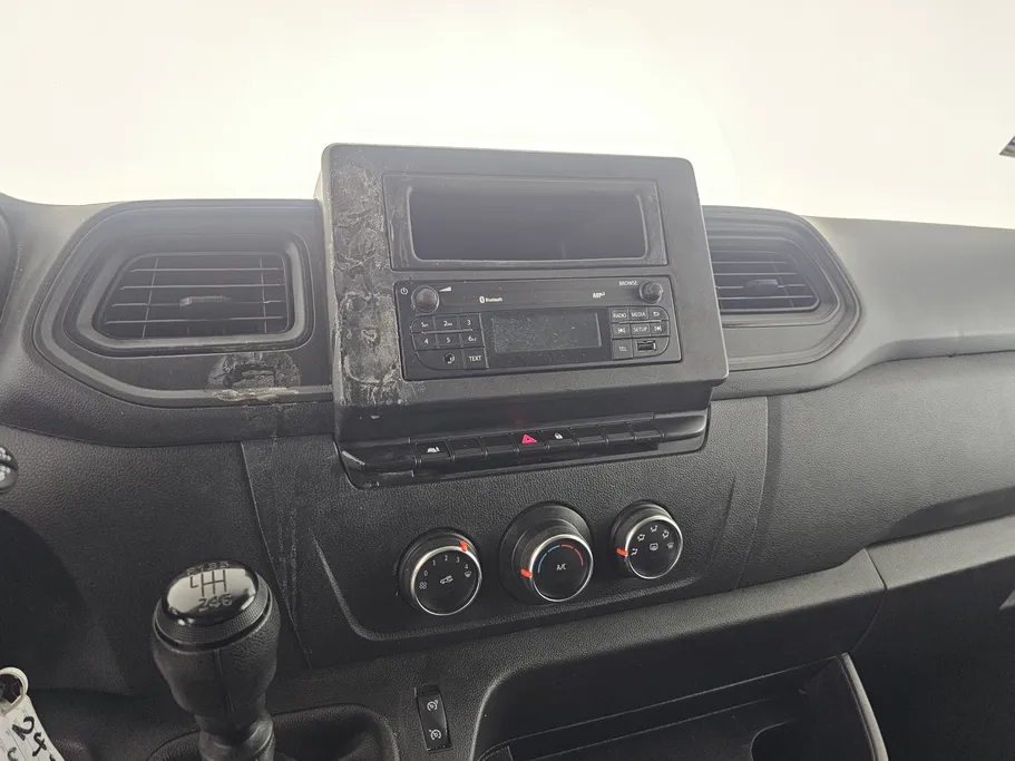 2021 Renault Master L1H1 