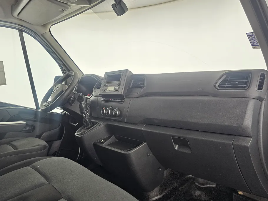 2021 Renault Master L1H1 