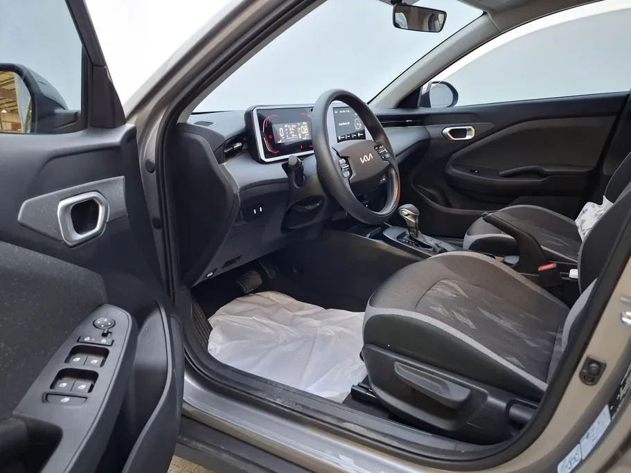 2024 Kia K3 LX 