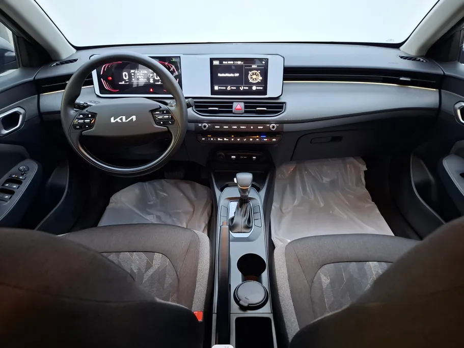 2024 Kia K3 LX 