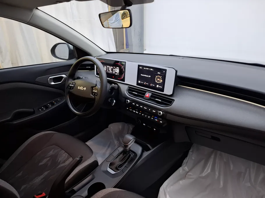 2024 Kia K3 LX 