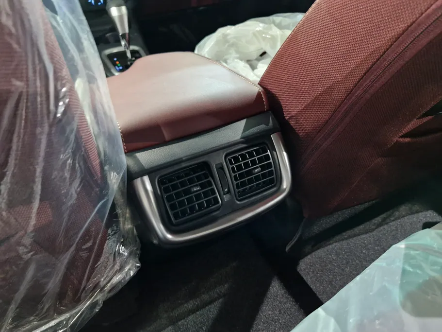 2025 Toyota Hilux SGLX 4X4 AT DSL 