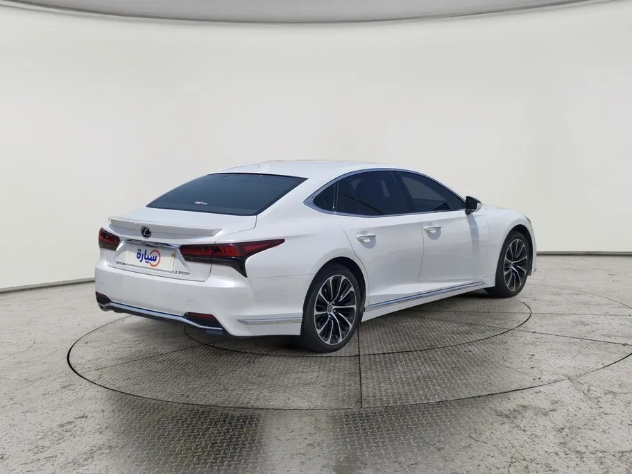 لكزس LS 500 BH Hybrid 2023 