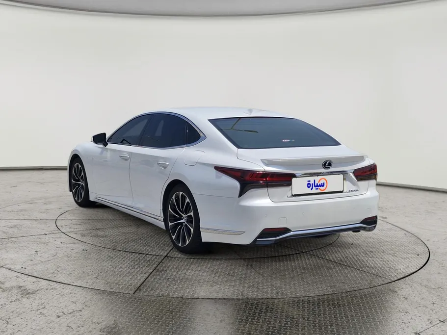 لكزس LS 500 BH Hybrid 2023 