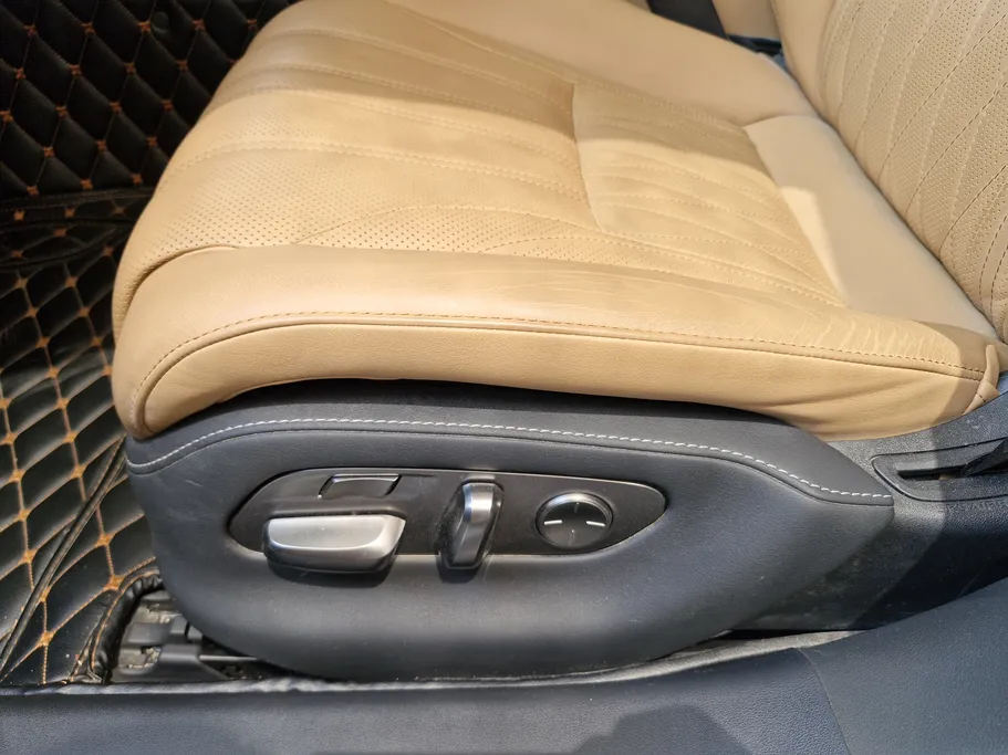 لكزس LS 500 BH Hybrid 2023 