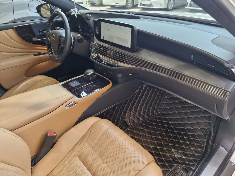 لكزس LS 500 BH Hybrid 2023 