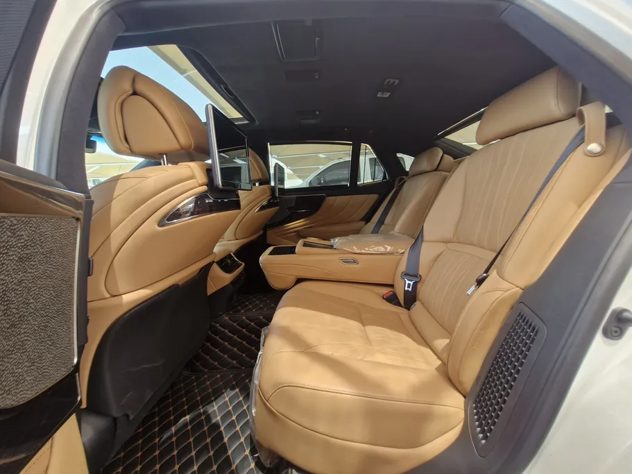 لكزس LS 500 BH Hybrid 2023 
