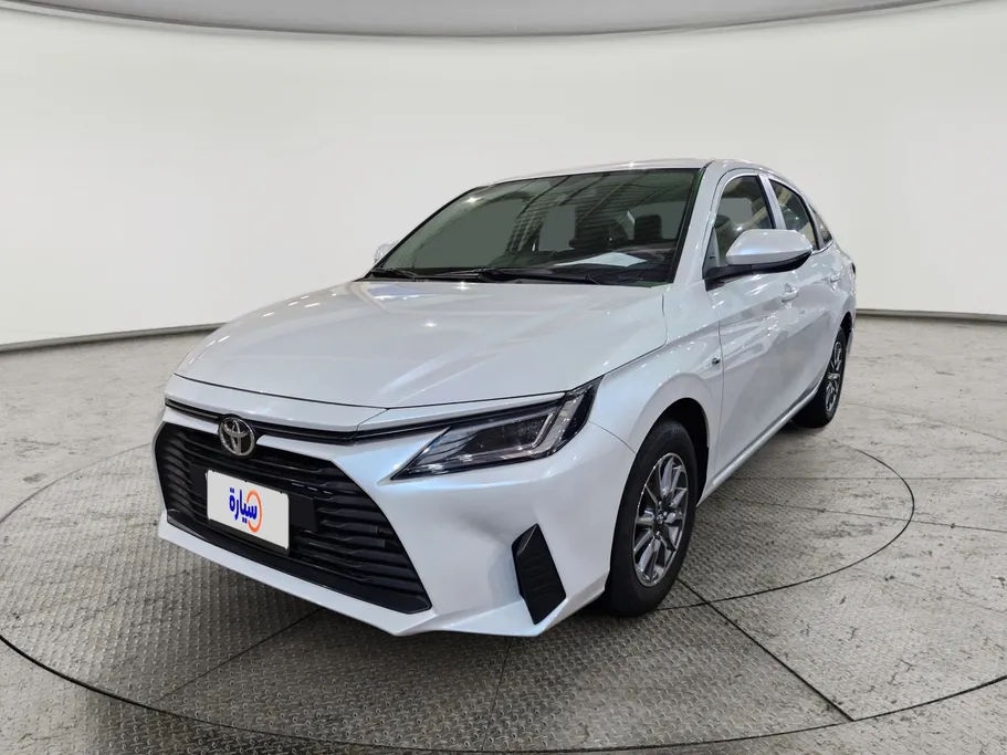 2024 Toyota Yaris  Y 