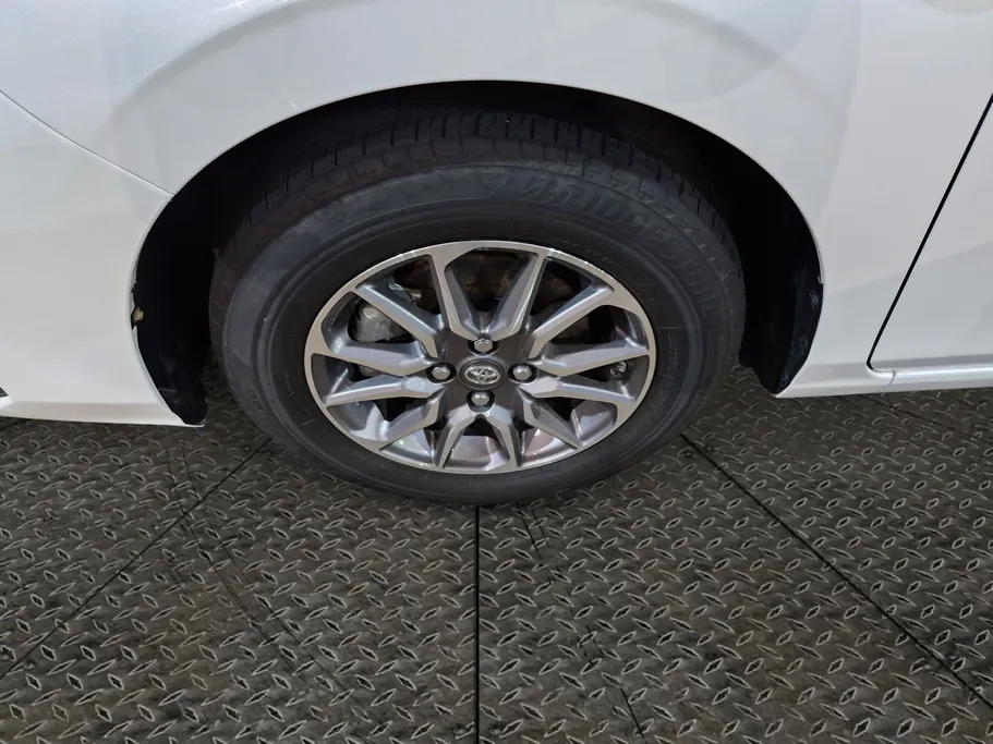 2024 Toyota Yaris  Y 