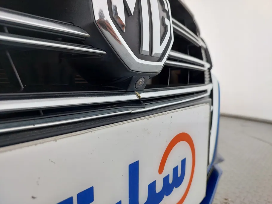 ام جي 5 LUX 2022 