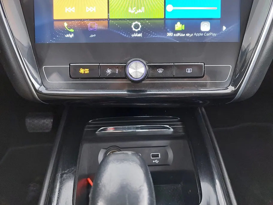 ام جي 5 LUX 2022 