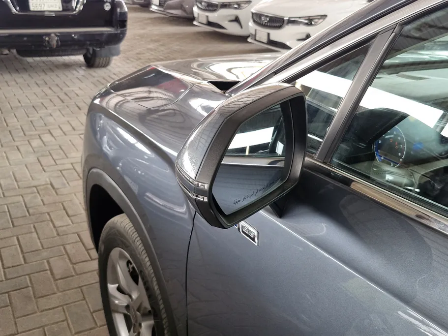 2022 Geely Okavango Comfort