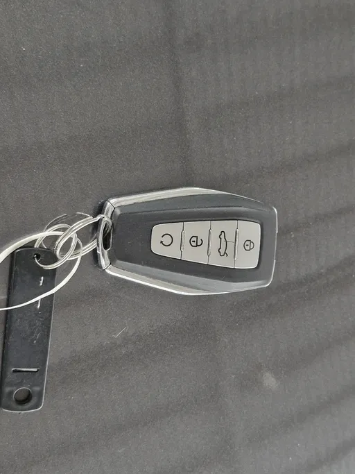 2022 Geely Okavango Comfort