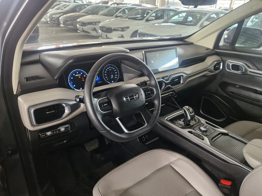 2022 Geely Okavango Comfort