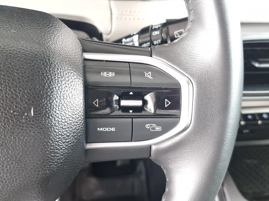 2022 Geely Okavango Comfort