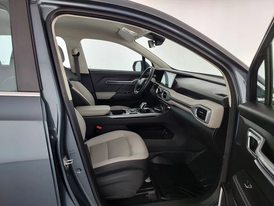 2022 Geely Okavango Comfort 