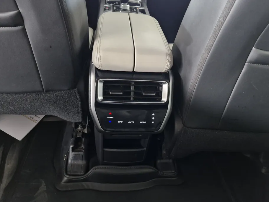 2022 Geely Okavango Comfort