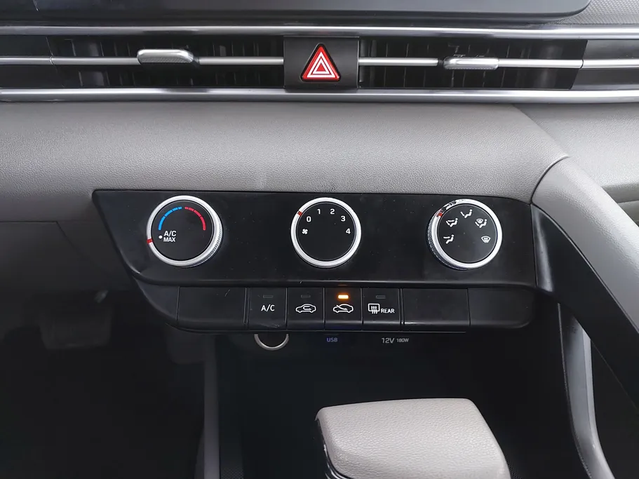 2021 Hyundai Elantra Fleet 