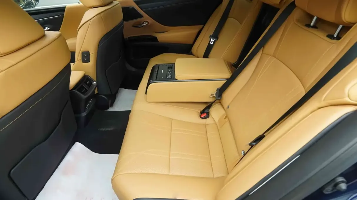 لكزس ES 350 DD 2025 