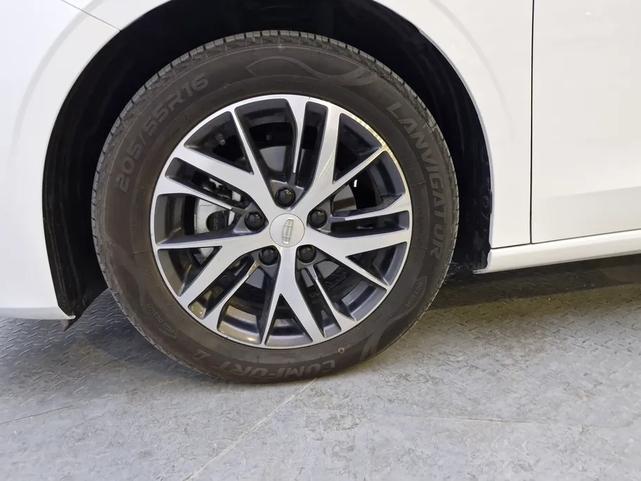 جيلي امجراند GS 2024 
