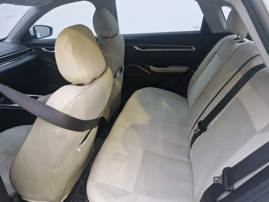 جيلي امجراند GS 2024 