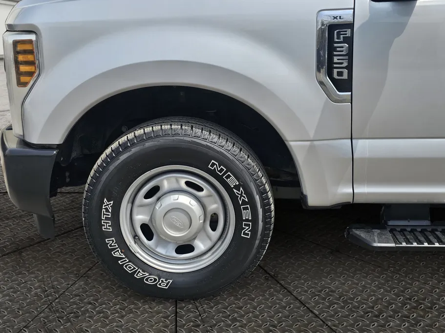 2019 Ford F350 XL 