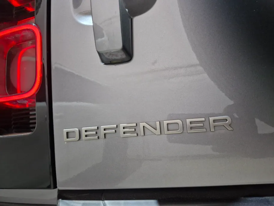 2022 Range Rover Defender 110X 