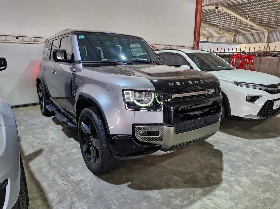 2022 Range Rover Defender 110X 