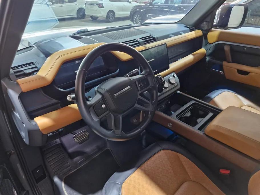 2022 Range Rover Defender 110X 