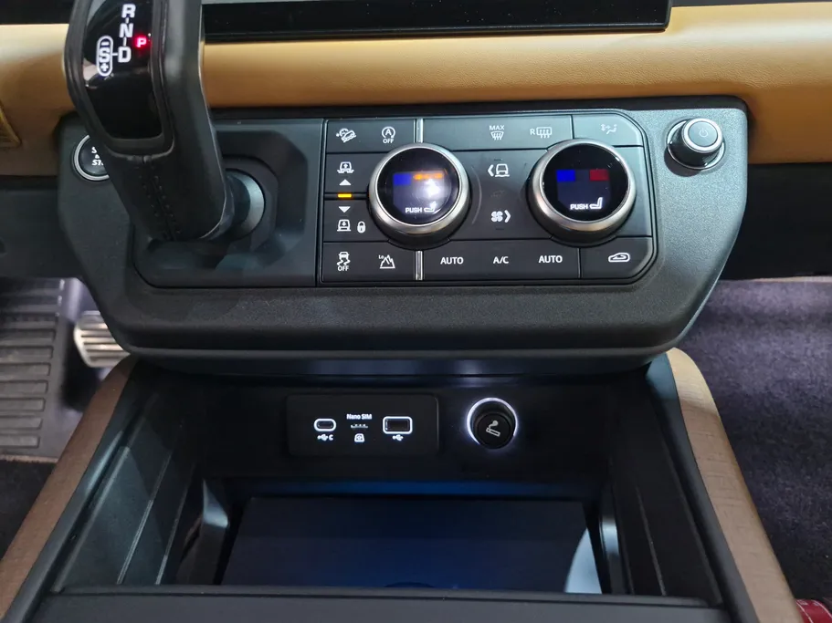 2022 Range Rover Defender 110X 
