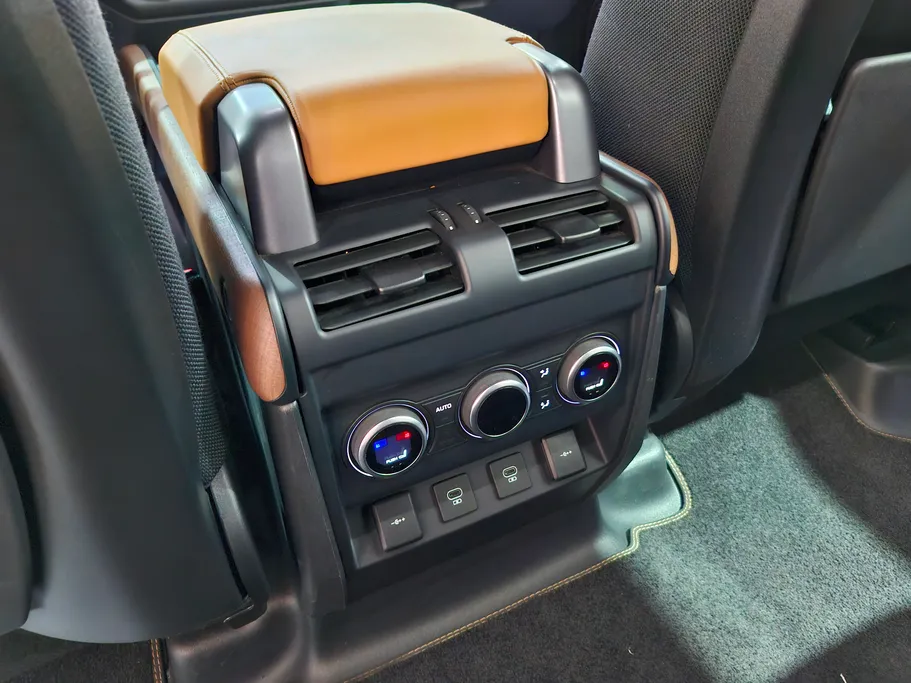 2022 Range Rover Defender 110X 