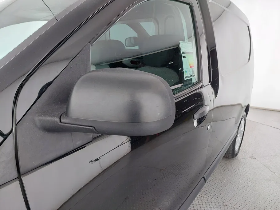 2021 Renault Docker Van بضاعة 