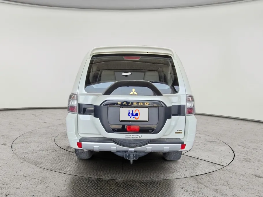 ميتسوبيشي باجيرو GLS 5Doors 2021 