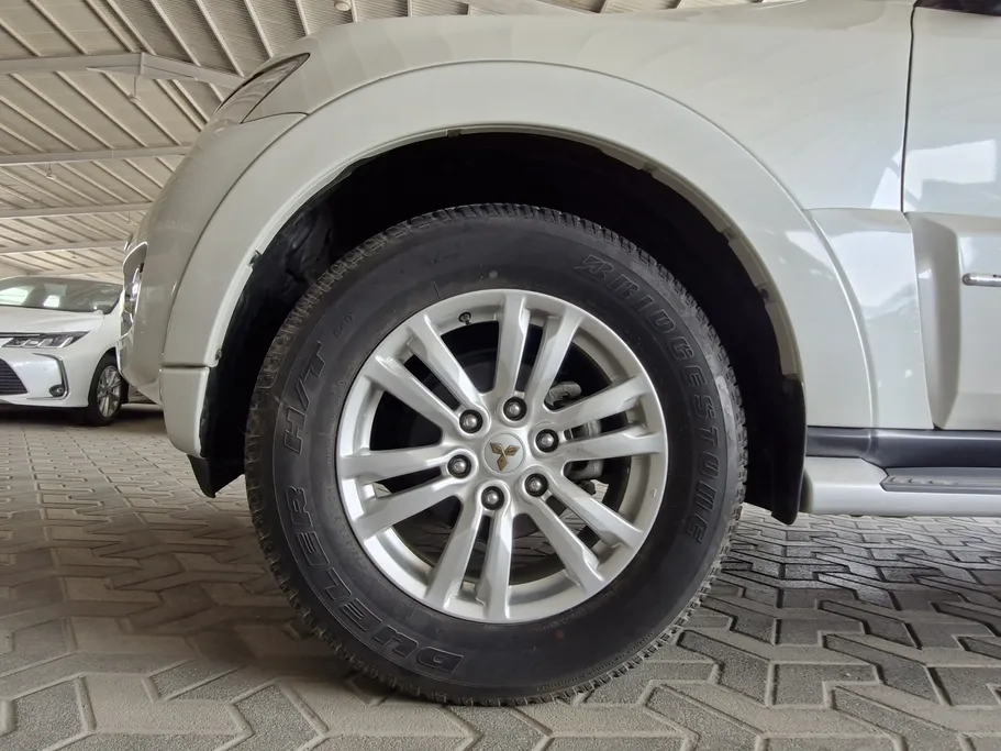 ميتسوبيشي باجيرو GLS 5Doors 2021 