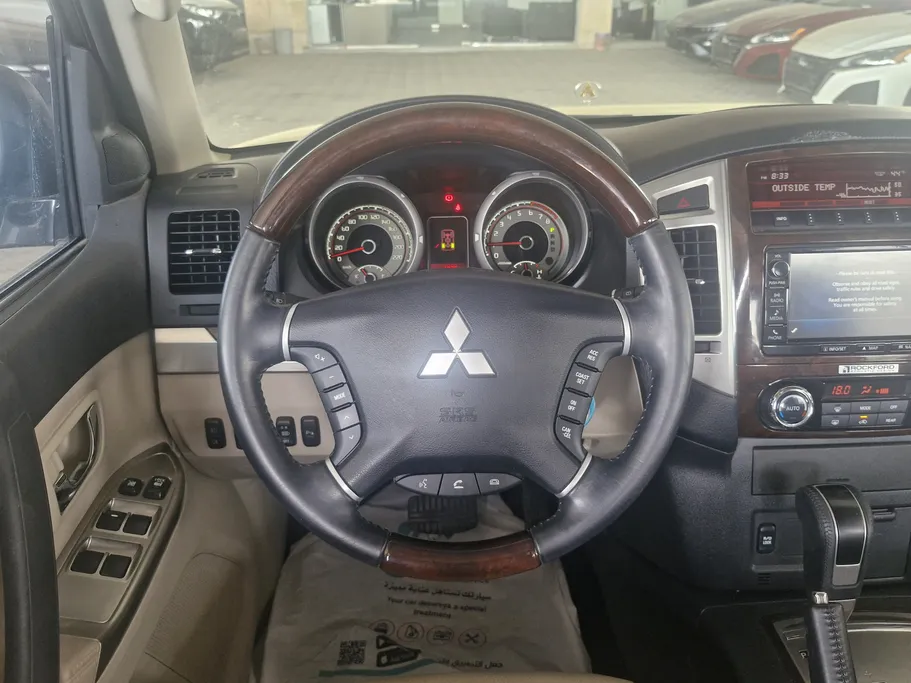 ميتسوبيشي باجيرو GLS 5Doors 2021 