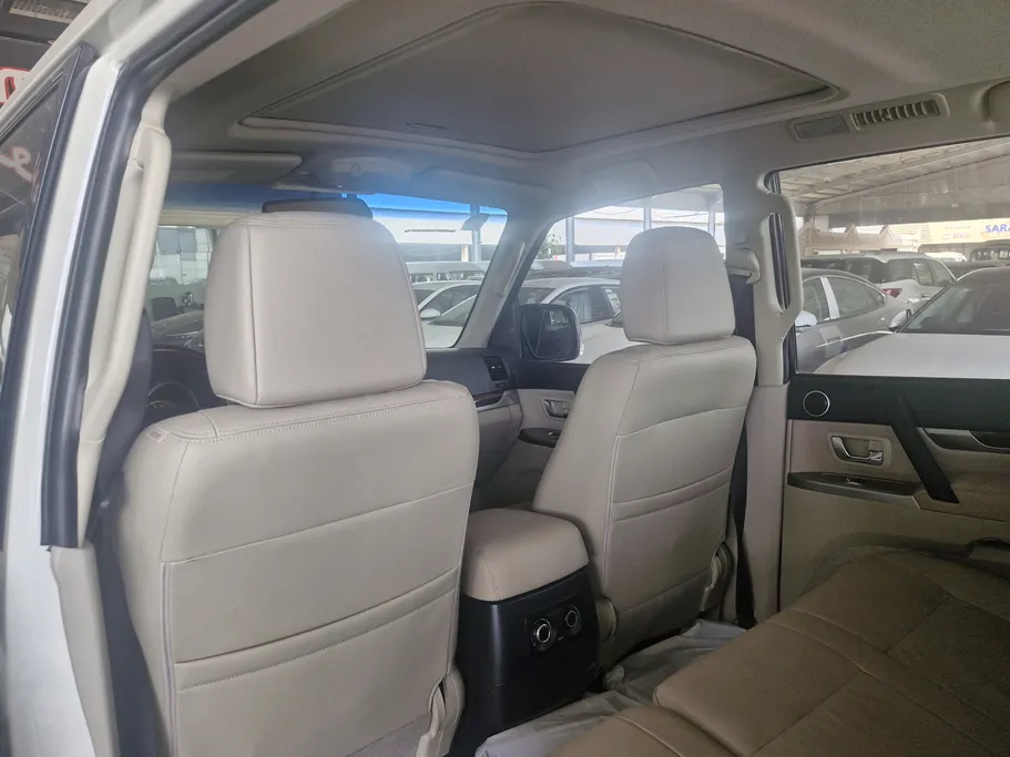 ميتسوبيشي باجيرو GLS 5Doors 2021 