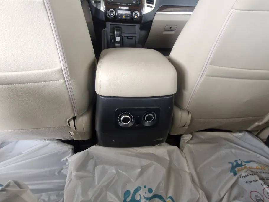 ميتسوبيشي باجيرو GLS 5Doors 2021 